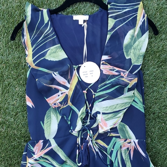 Tropical Ruffled Dress - Picture 4 of 8